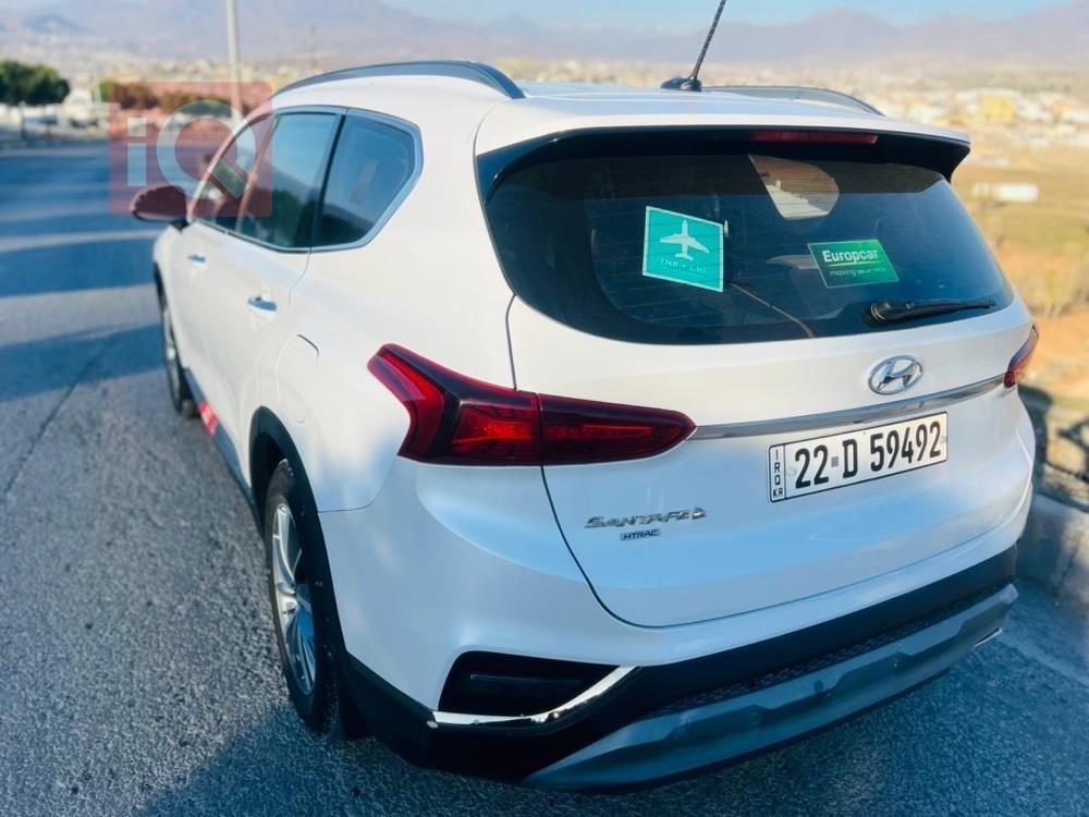 هيونداي سانتافي